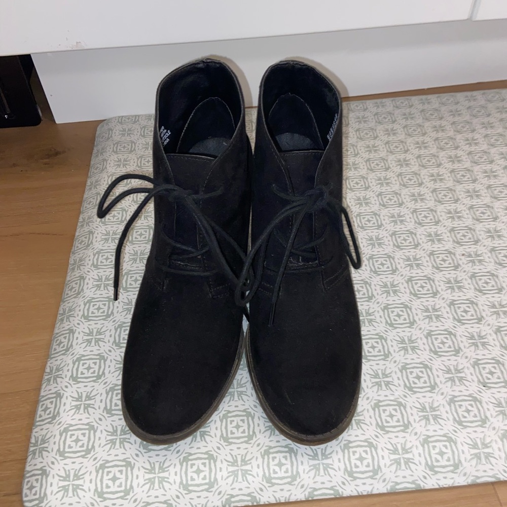 MIA BLACK BOOTIES